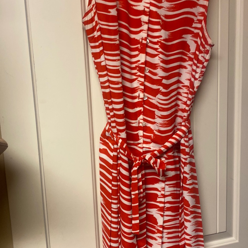 This Cabi red/ white dress is beautiful.